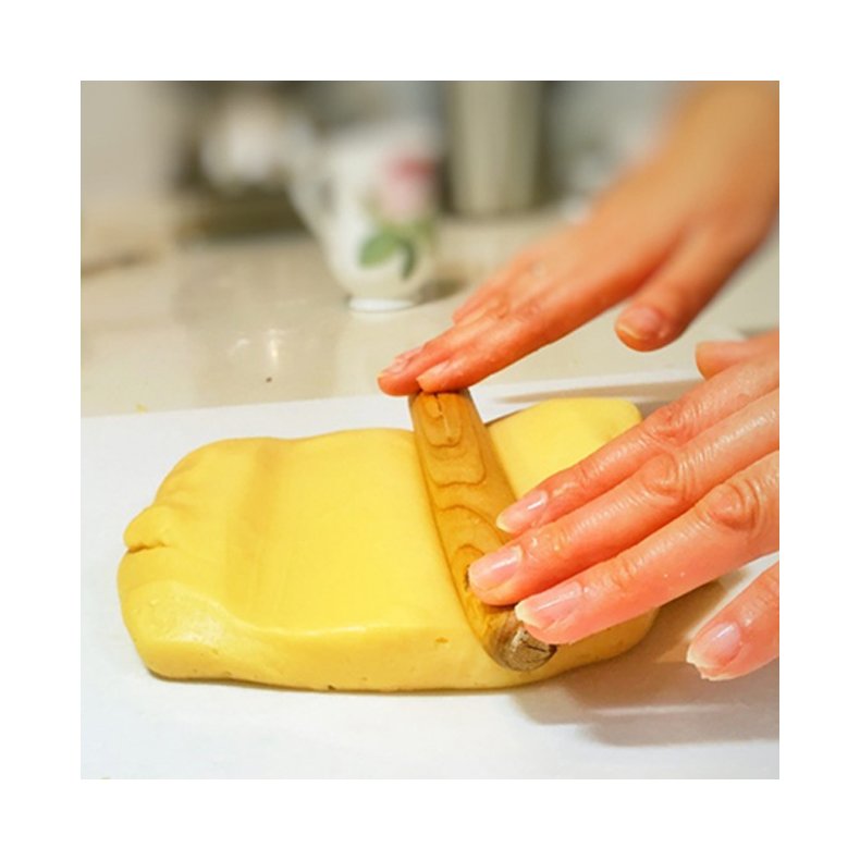 Japanese kitchen custom size multifunctional plastic pastry boards for cake tools and cake decorating supplies