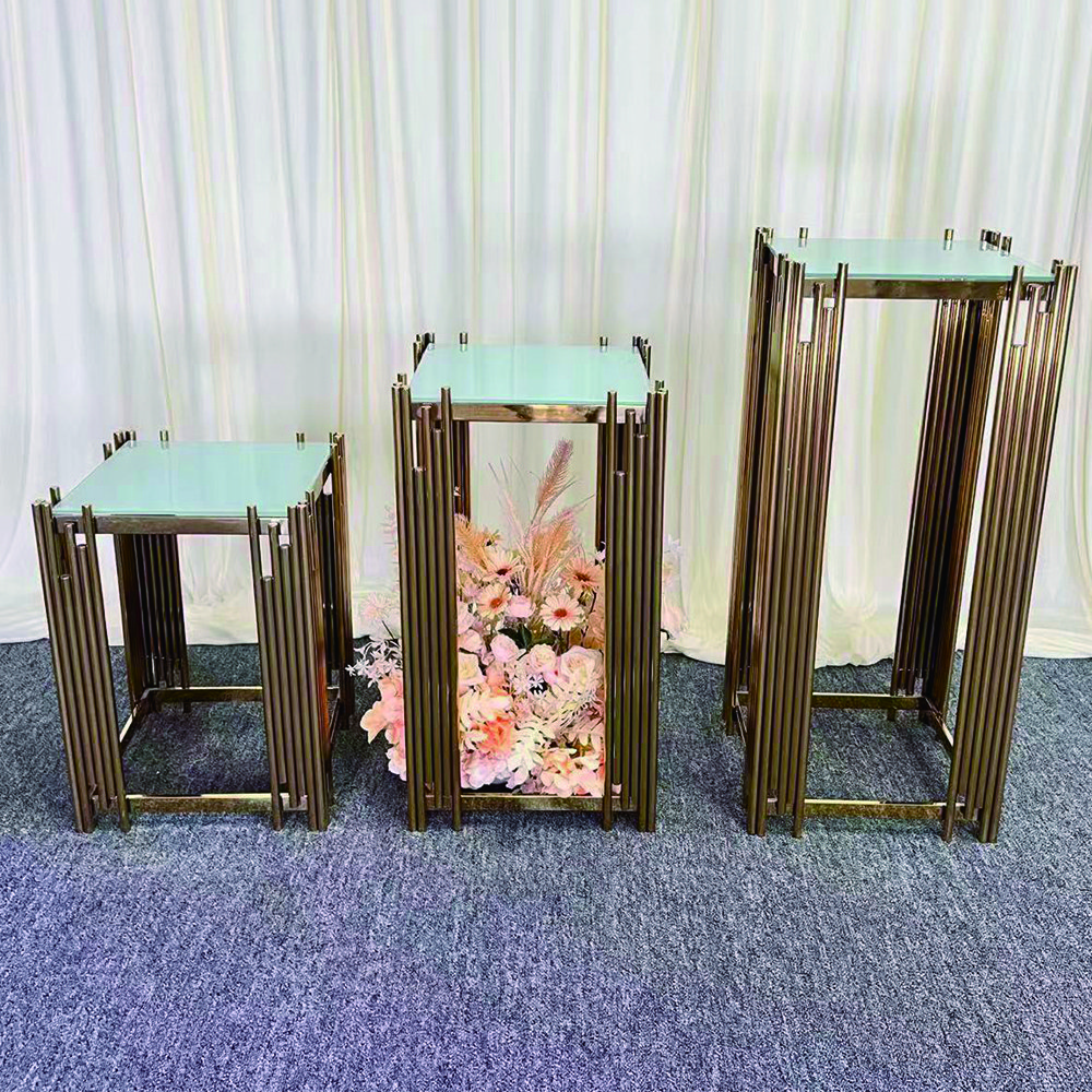 Luxury Gold Metal Pillars Cake Dessert Cylinder Pedestal Stand Plinth Good Quality Party Supplies For Wedding Decoration