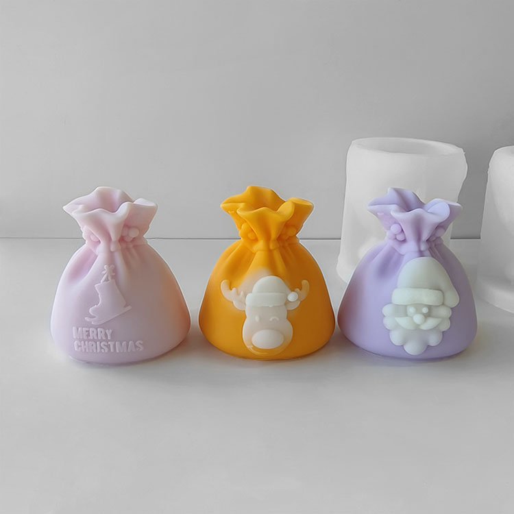 YS Christmas Gift Bag Silicone Candle Mold Christmas Elk Decorations Gift Casting Mould DIY Handmade Aromatherapy Candle Making