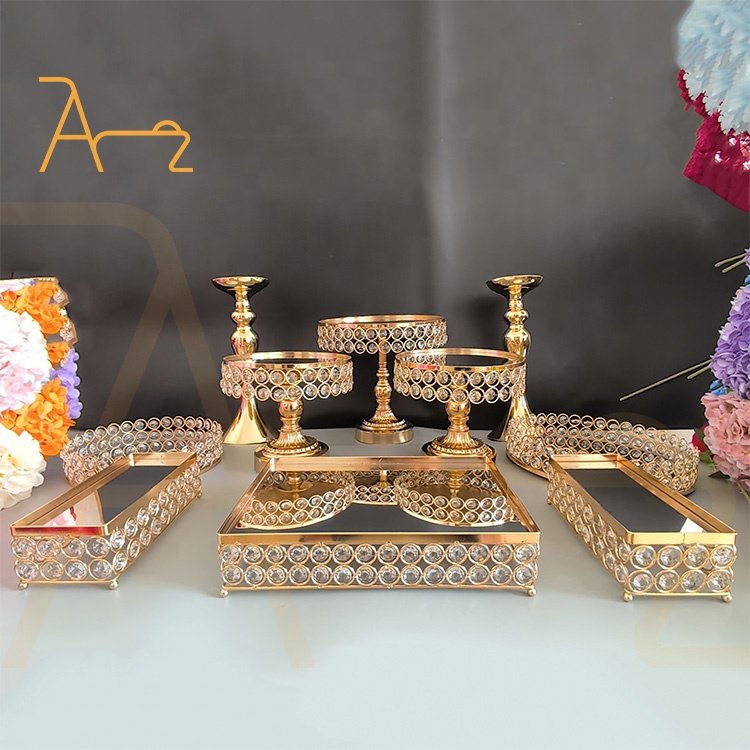 Luxury golden storage rack dessert cakes stands 3 tier metal cake stand for home and wedding decoration