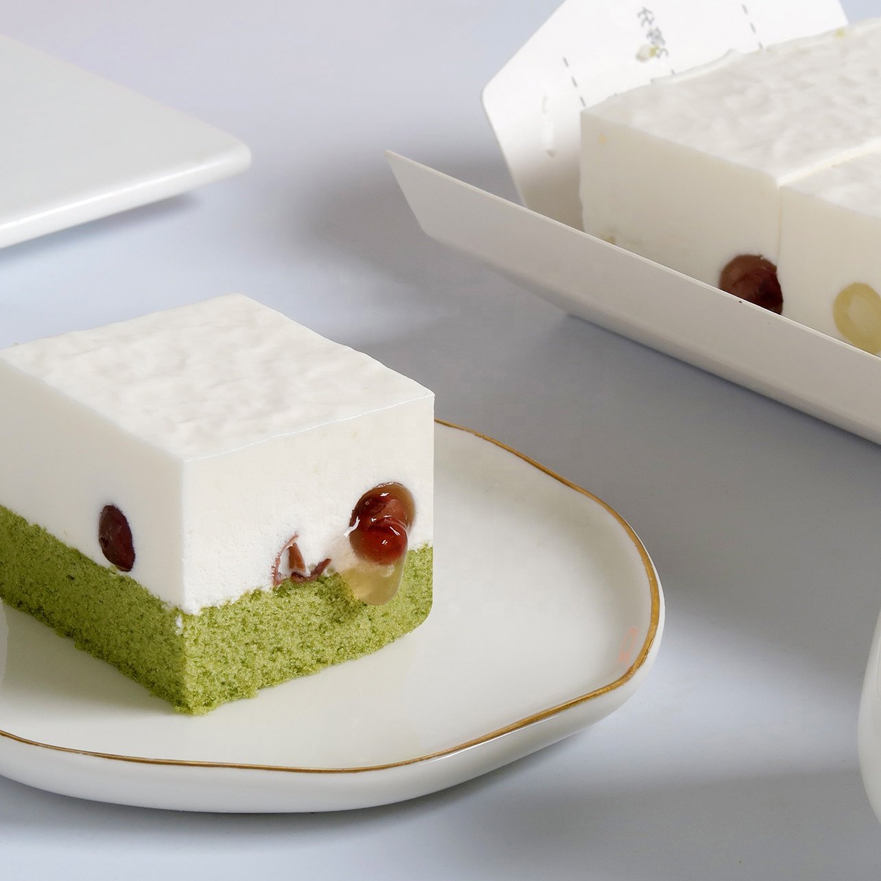 High quality Afternoon tea Gift Meeting Stir fried Horseshoe Beads Afternoon Tea Dim sum Yogurt Mousse Cake