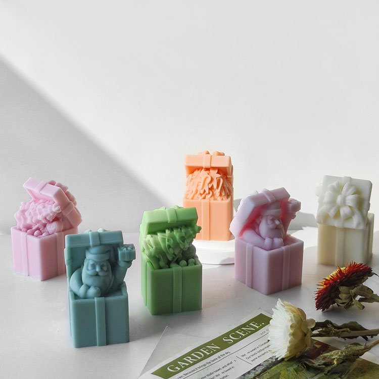 New Designed Christmas Gift Box Silicone Candle Molds Christmas Gypsum Decorations Casting Mould DIY Aromatherapy Candle Making