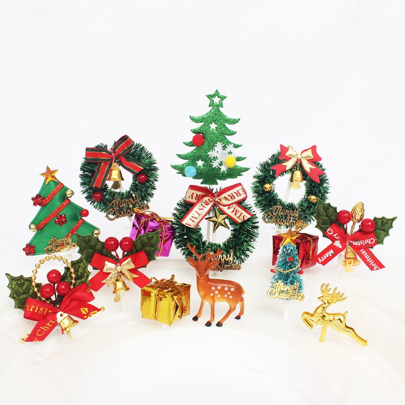 Christmas cake decoration insert card grass circle leaf old man snowman deer gift package Christmas tree cake decoration supplie