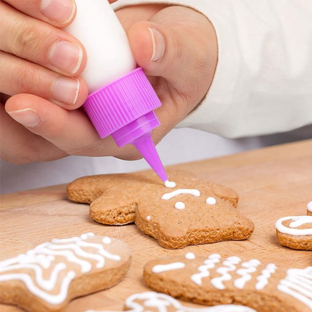 6 Easy Squeeze Applicator Bottles, Cookie Cutters and Cake Decorations, Food Coloring and Royal Frosting Supplies
