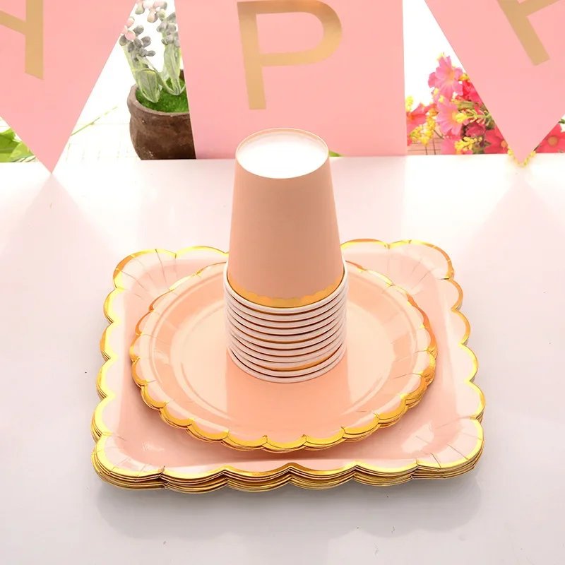 Birthday party paper dinner plates Disposable Christmas wedding decorations Cake knife and fork paper cups