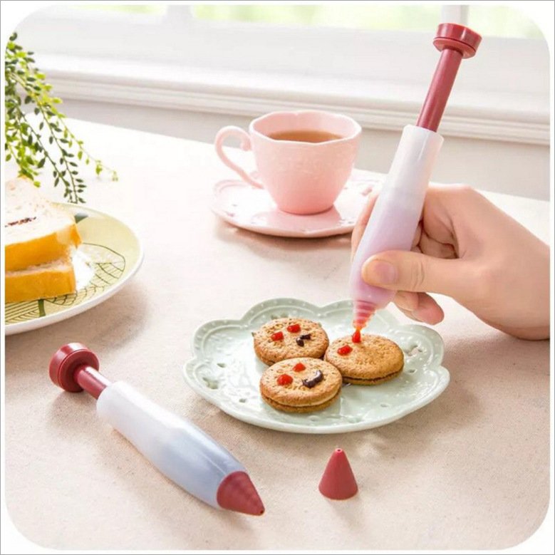 Silicone Cake Chocolate Pen Hot Selling Biscuit Cream Cake Decoration Tools DIY Silicone Cake Drawing Pen