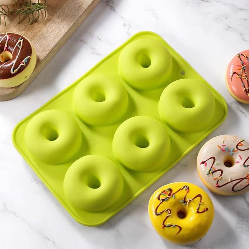 Factory Supply 6-Grid Sweet Donut Baking Pan Non-stick Silicone Molds Food Grade Heat Resistant Kichen Useful Oven DIY Tool