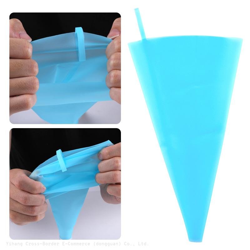 Hot Sale Tip set Stainless steel 8-piece tip cake tool TPU Decorating bag Converter Baking supplies