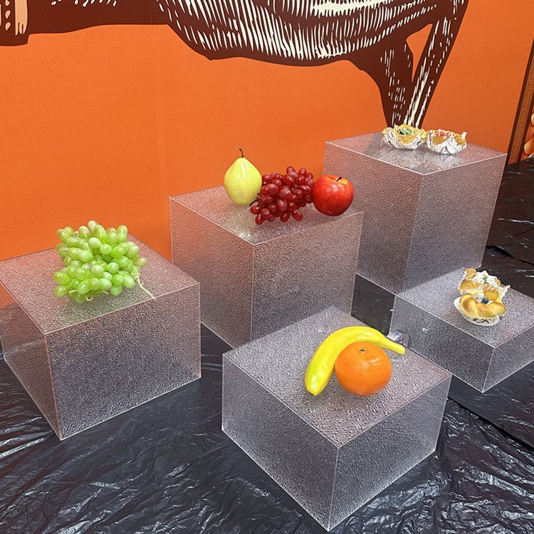 Gaojian Factory Laser Cutting Dot Acrylic Shoe Jewelry Display Stand Food Dessert Cake Stand Buffet Riser Cube For Wedding Hotel