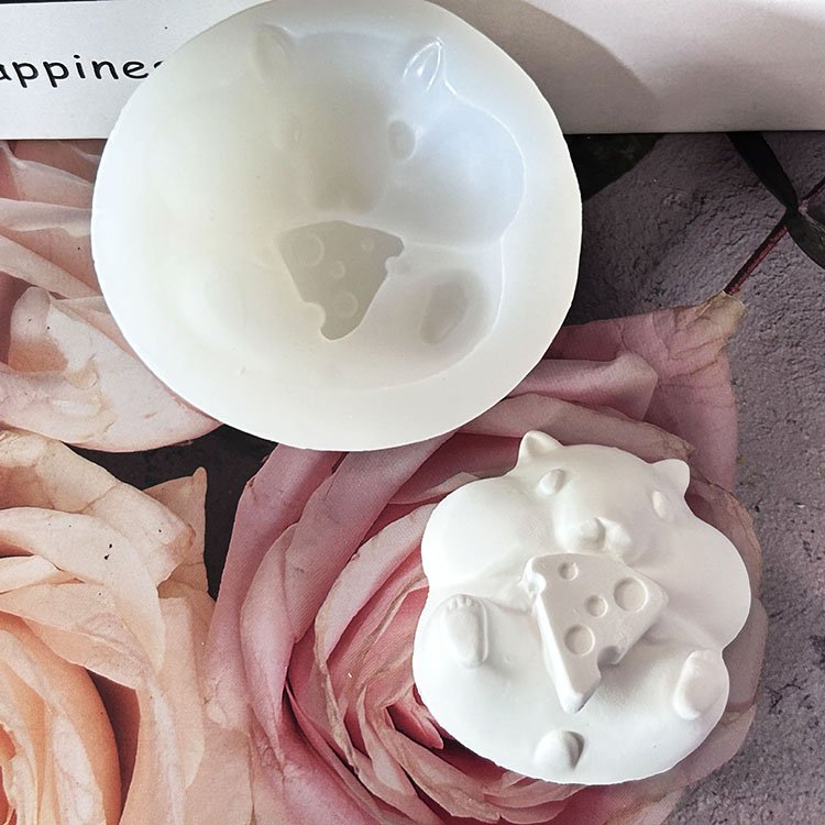 2D Three-dimensional Hamster Candle Silicone Mold DIY Aromatherapy Ornament Animal Shaped Chocolate Cake Mold Home Desktop Decor