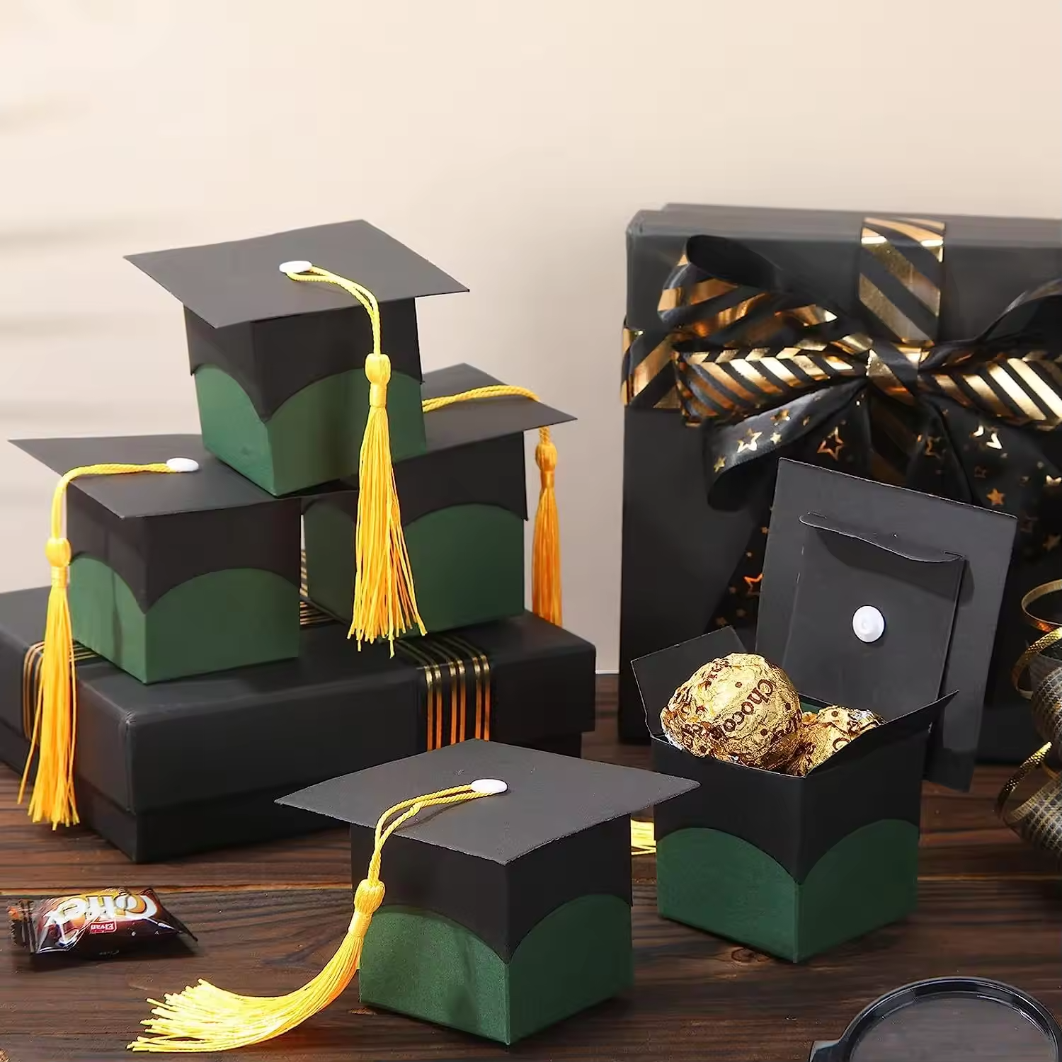 Special Offer Graduation Hat boxes Blue Green Bachelor Packaging Paper Box graduate Celebration Party Gift Candy Boxes Wholesale
