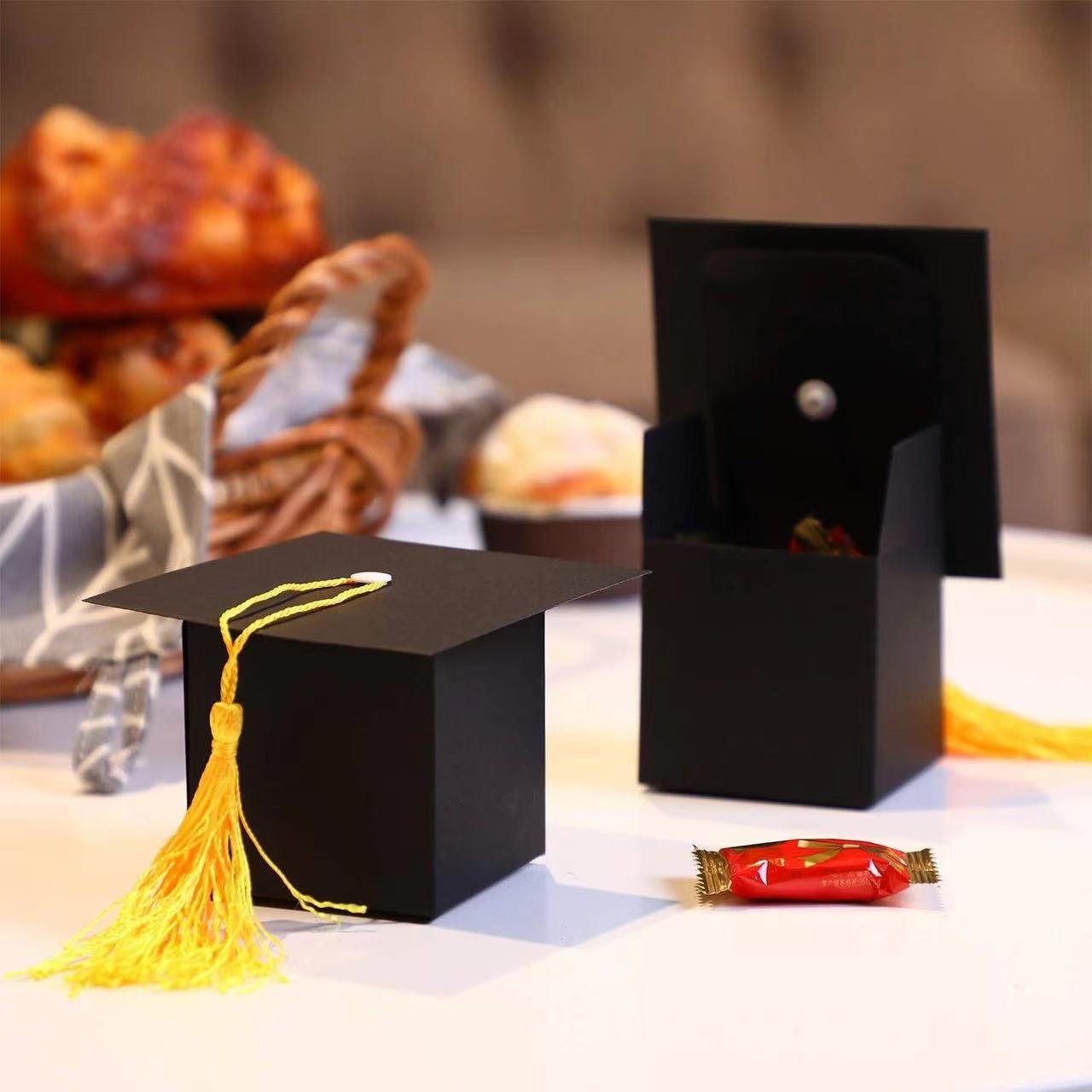 Special Offer Graduation Hat boxes Blue Green Bachelor Packaging Paper Box graduate Celebration Party Gift Candy Boxes Wholesale