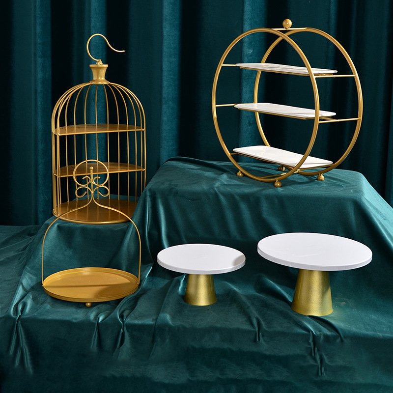 Wedding Dessert Table Golden Cake Stand Creative Wedding Table Props Retro Cake Plate Dessert Display Stand