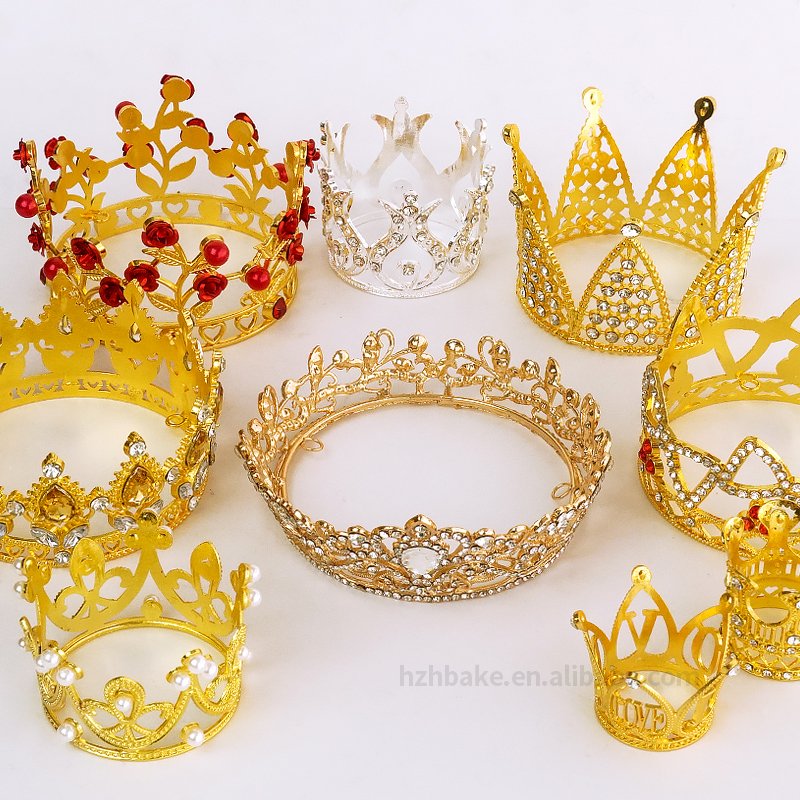 Wholesale cake decoration mini alloy crowns party supplies cake accessories cake topper wedding valentine's day crown