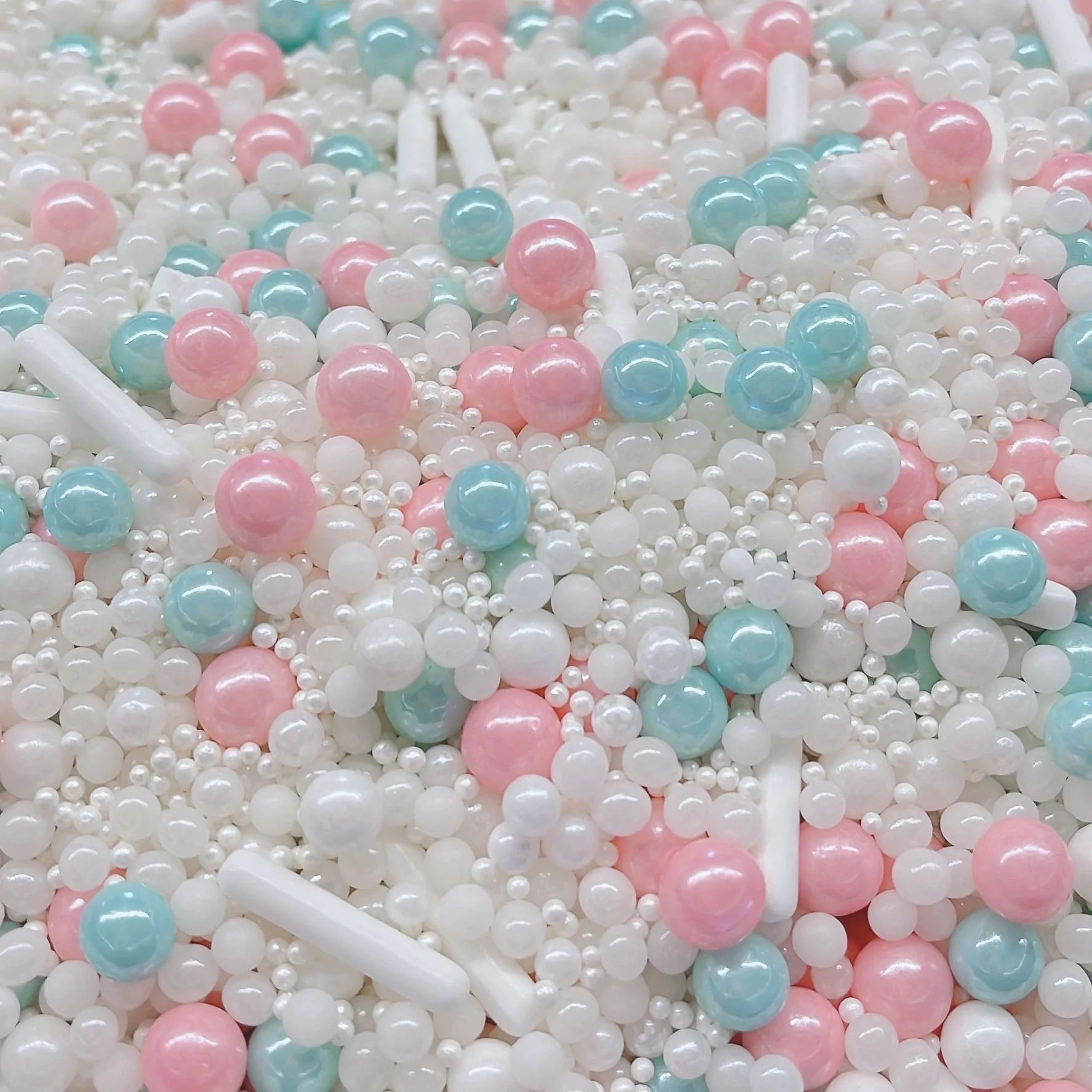 Wholesale Butterfly Fancy Edible White Cake Bake Decorations Making Sprinkles