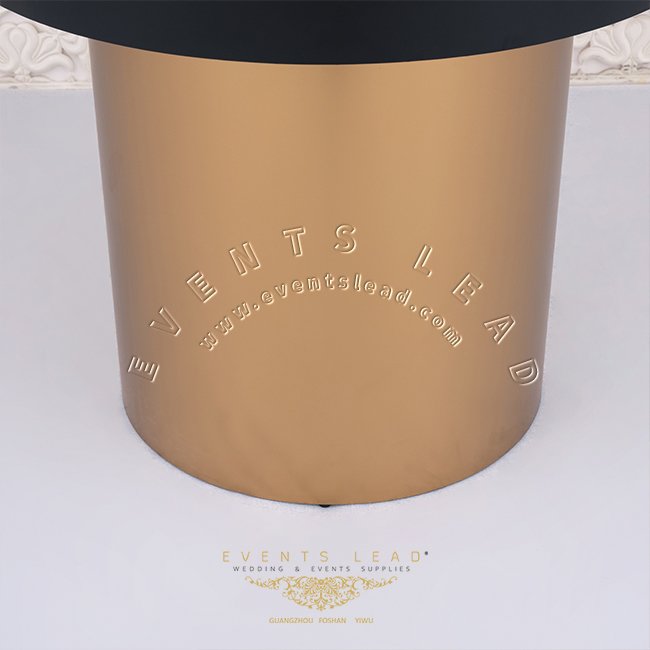 Black and gold metal dessert stand top cake display table round wedding cake table