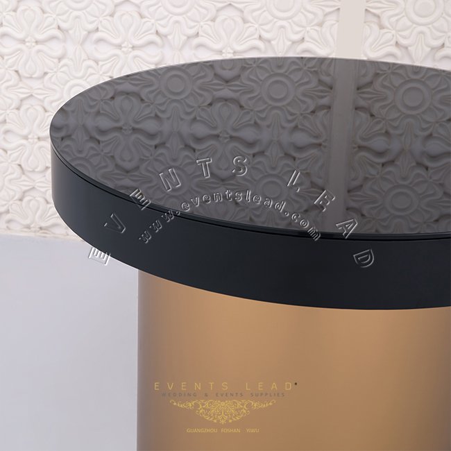 Black and gold metal dessert stand top cake display table round wedding cake table