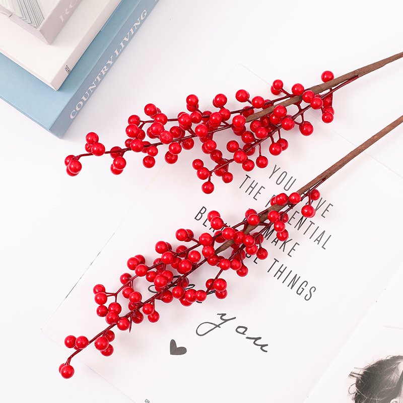 Christmas Atmosphere Layout Supplies Decorative Flowers Wholesale Red Fruit Artificial Holly plastic holly cake decoration