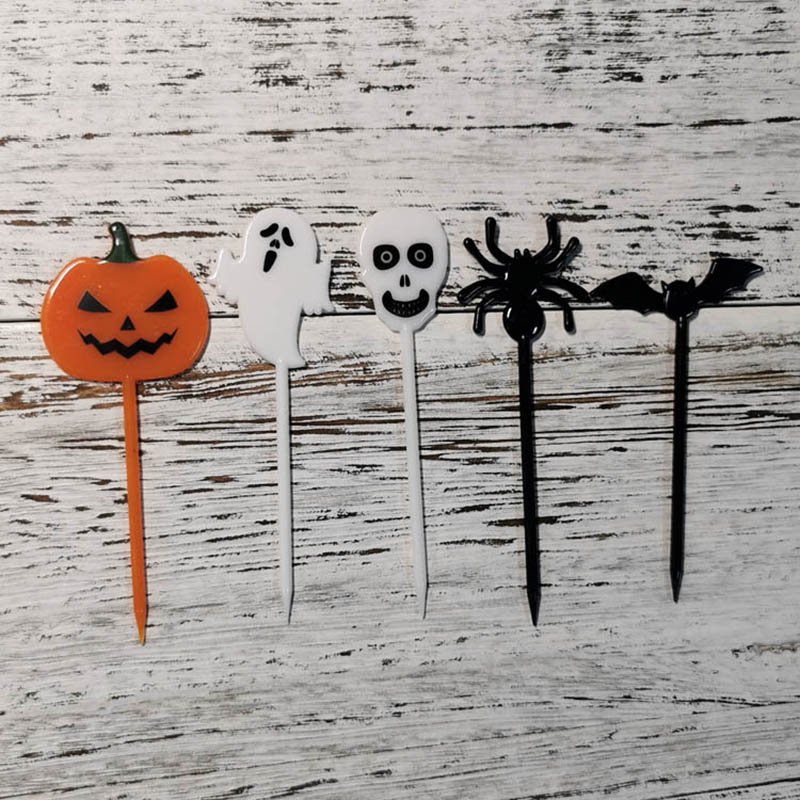 Cake decorations Halloween themed plastic fruit inserts cupcakes Plug-in cake decorations party supplies for party decorations