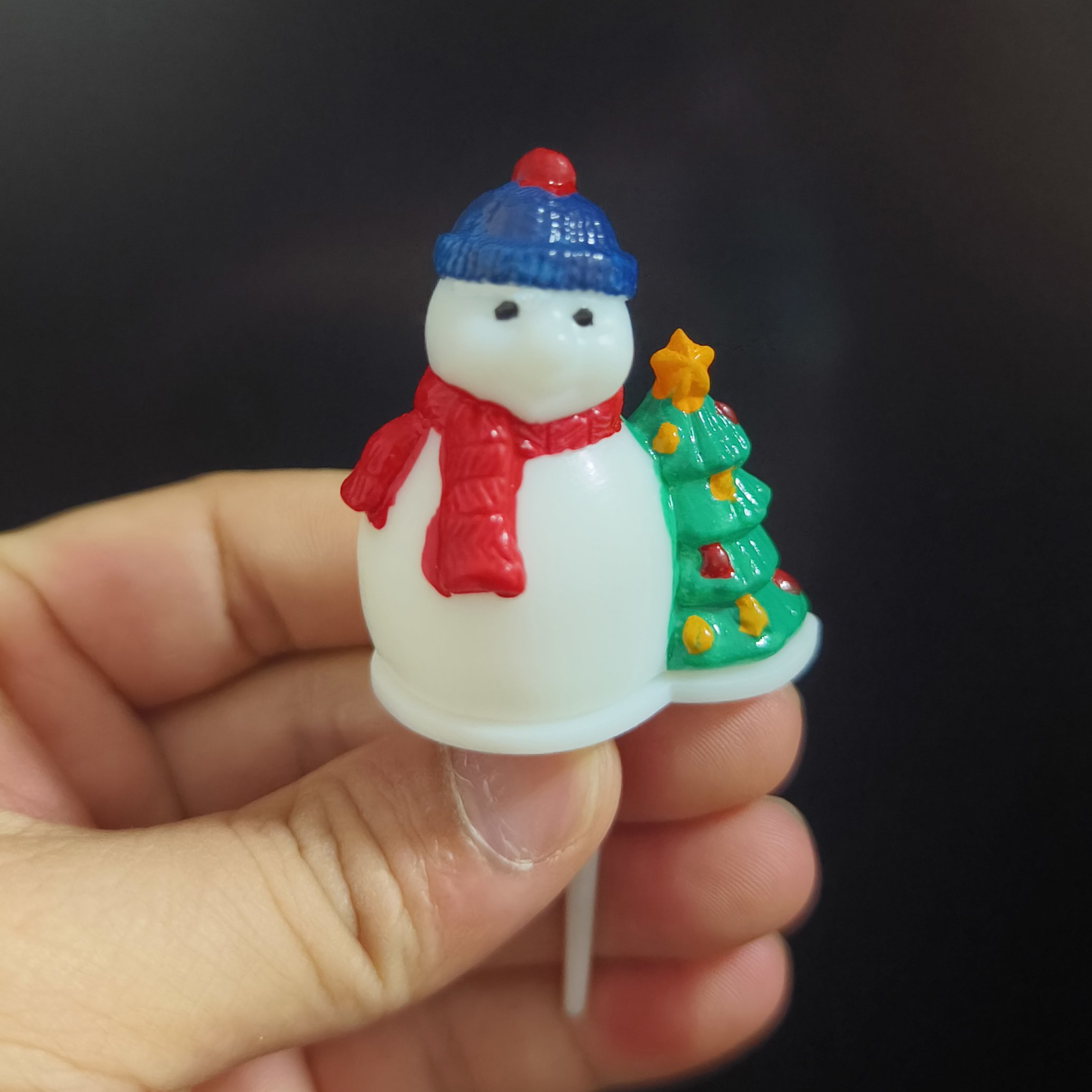 LED shinning Christmas Cake Decoration Plastic Snowman Cake Topper 2024 New Christmas Cake Decorating Supplies