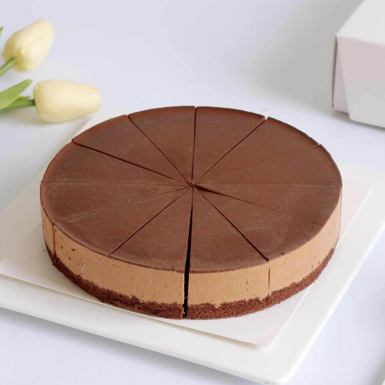 Mousse Date Delicious Hotel 7-inch Chocolate Mousse