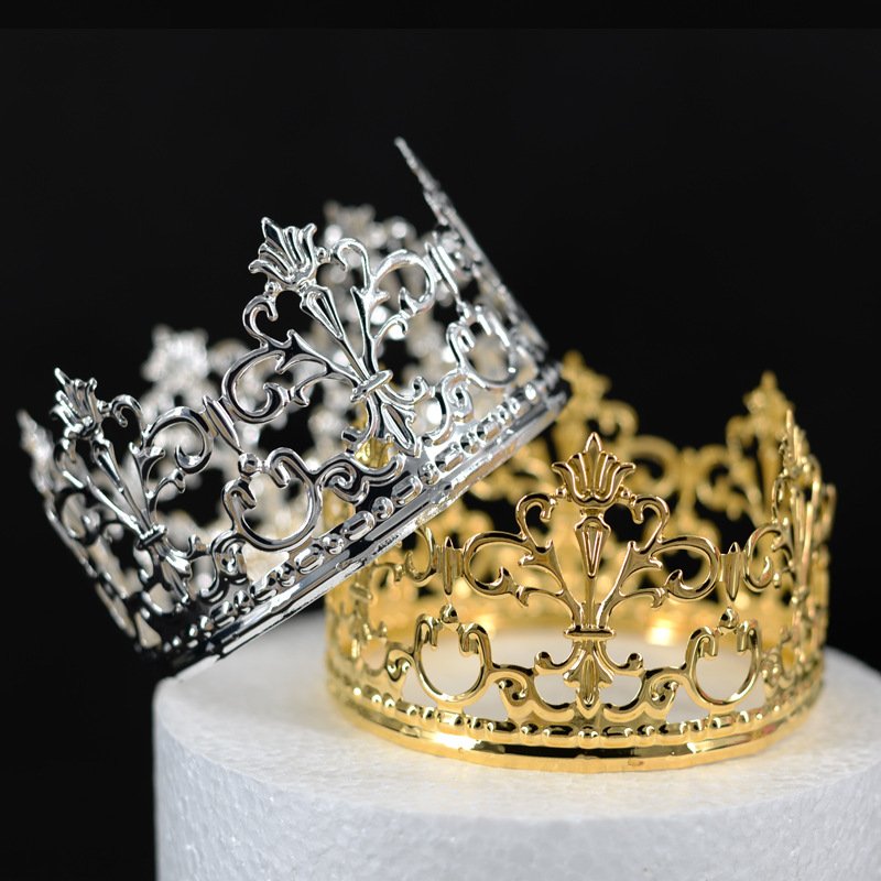 Wholesale Metallic Gold Crown Cake Topper Princess Girl Happy Birthday Elegant Crown Weddings Party Cake Decoration Supplies