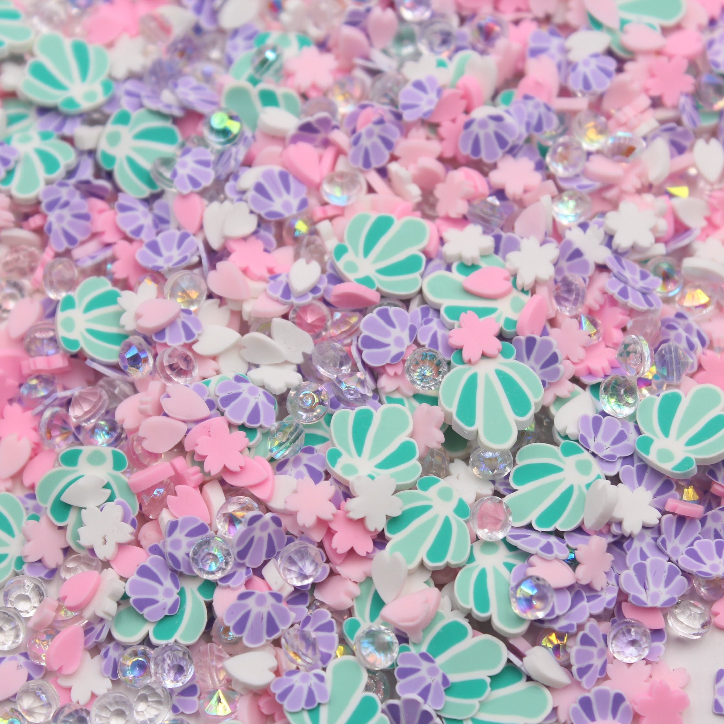 1KG Popular Shell and Sakura Polymer Clay Slice Sprinkles Mixed with Faux Diamond Slime Tumbler Shaker