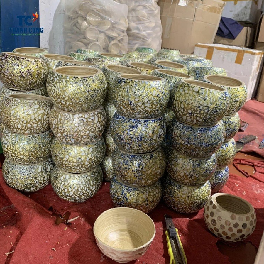 Handmade Mother of Pearl Inlaid Incense BurnerSet Mother of Pearl Bakhoor Burner MOP Bakhoor Burner by Thanh Cong Handicraft