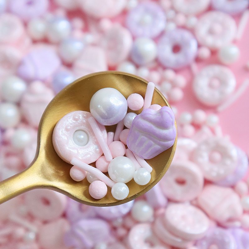 Wholesale bakery decoration ingredients sugar beads sprinkles mixed colors edible birthday decoration sprinkles candy