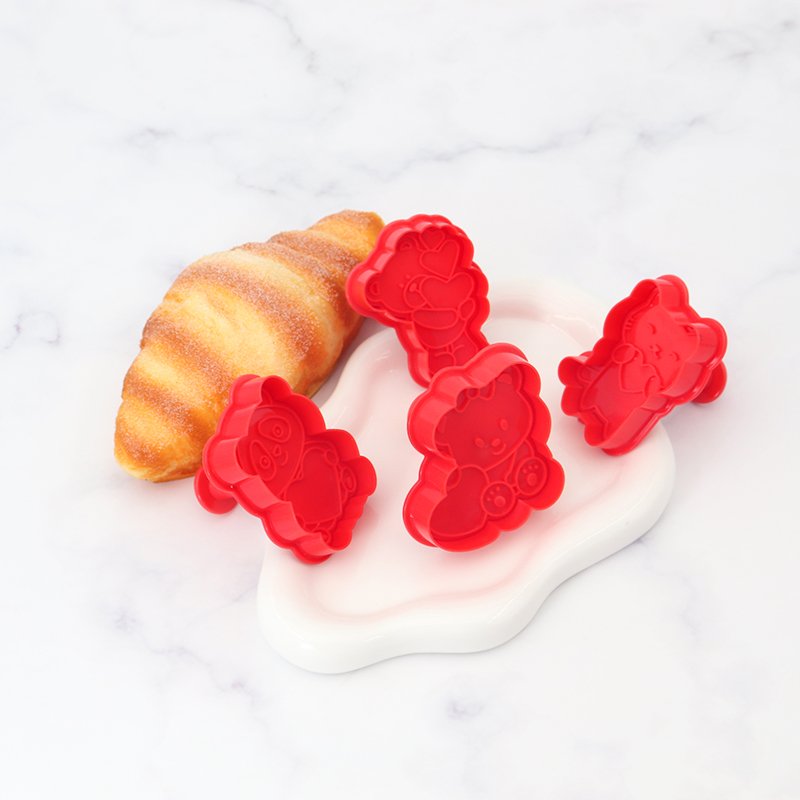 Valentine's Day Mini Bear Love Baking Tool Set Spring Die DIY Supplies with Baby Food Mold and Biscuit Mold for Decoration