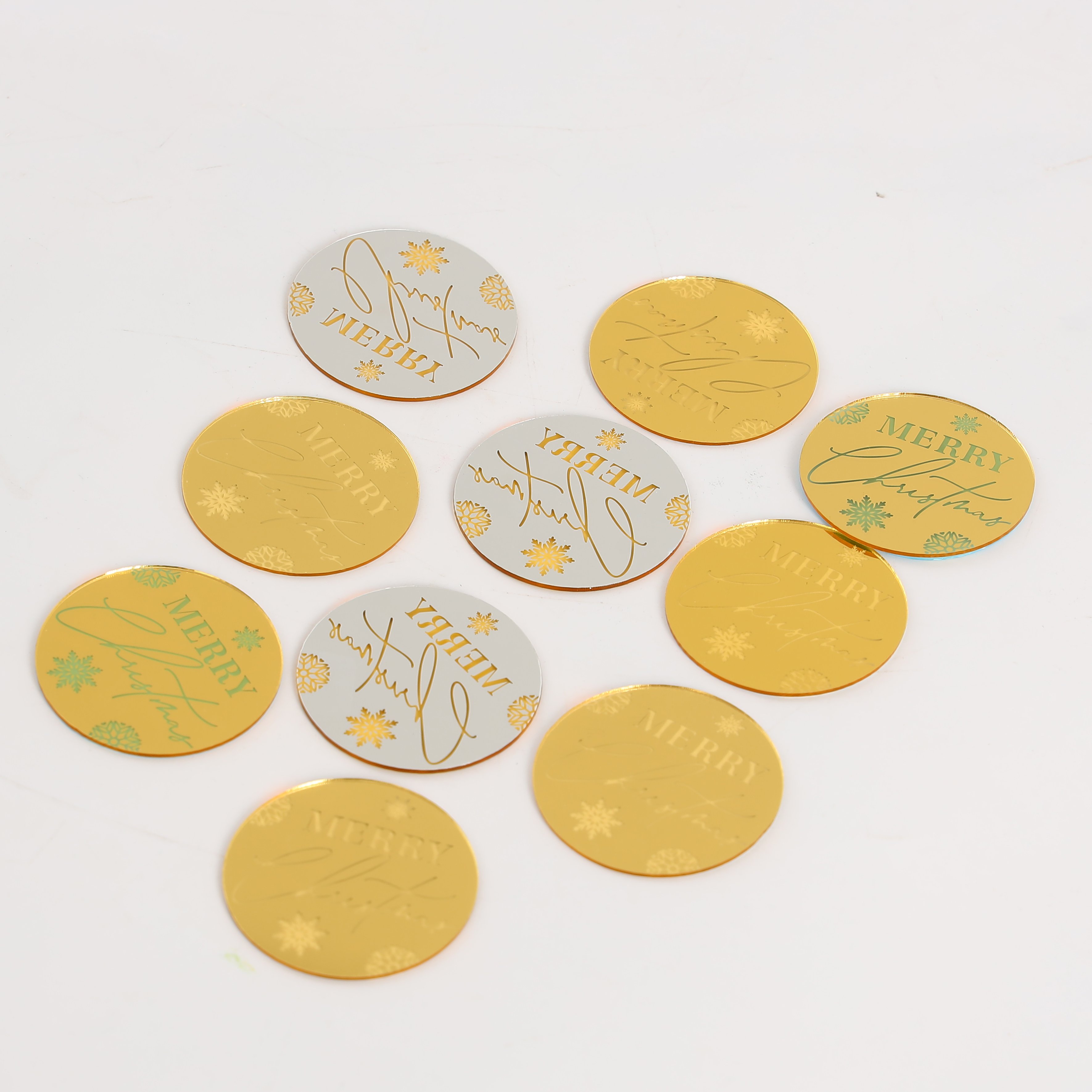 Custom Gold Acrylic Disc Cake Decoration Christmas Party Cake Decoration For Christmas And New Year Party