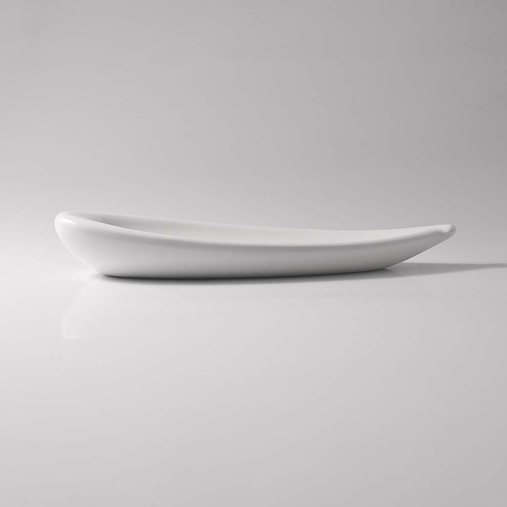 Supplier Customize Elegant Irregular Fish Shape White Ceramic Plates Dishes For Restaurant Wedding Event Porcelain Tableware