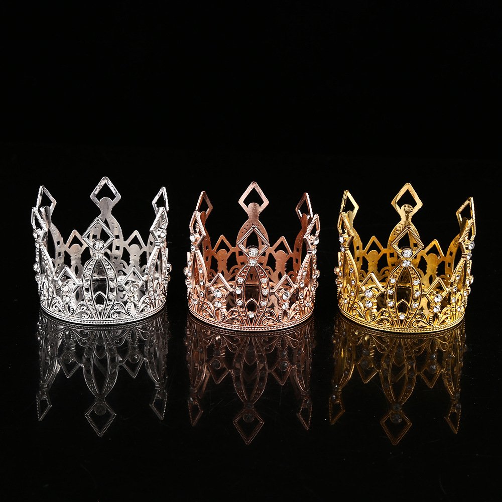 New Baby Party Supplies Cheap Pearl Round Cake Decorations Gold Rhinestone Crown