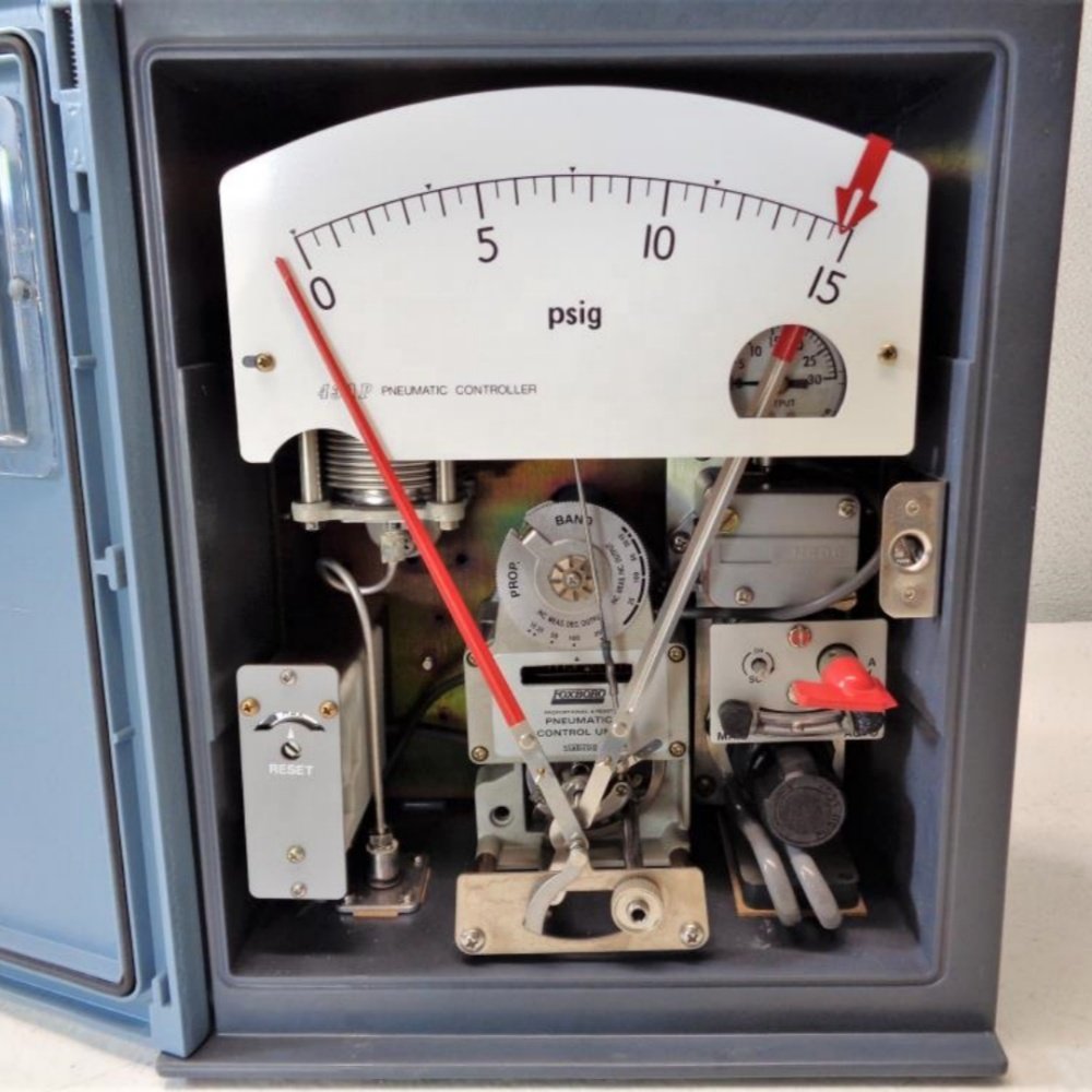 Brand New Foxboro Pneumatic Indicating Controller 43AP-FA42C/PC-00-IAS-AG 3 to 15 psi signal 30 psi gauge