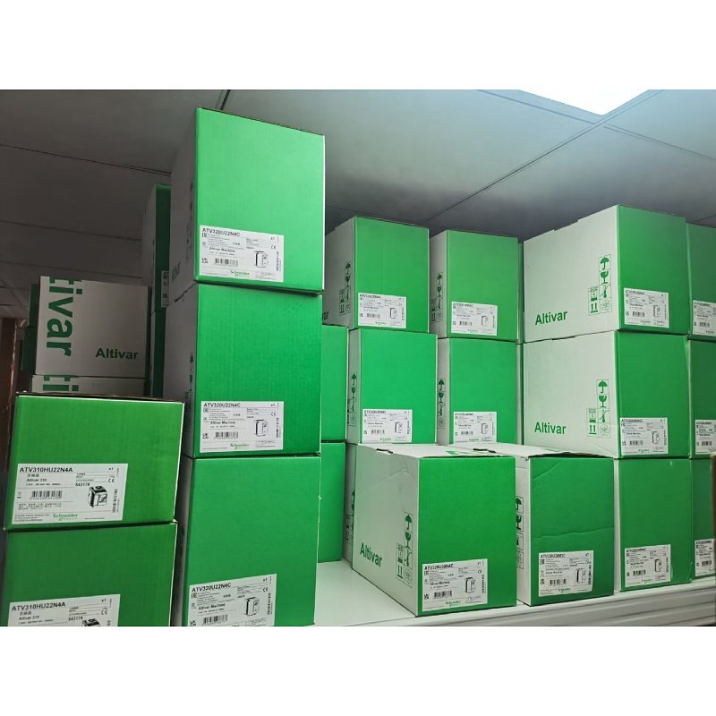 New Original PacDrive LMC600CAA10000 lMC600CAA100000 PLC Controller In stock