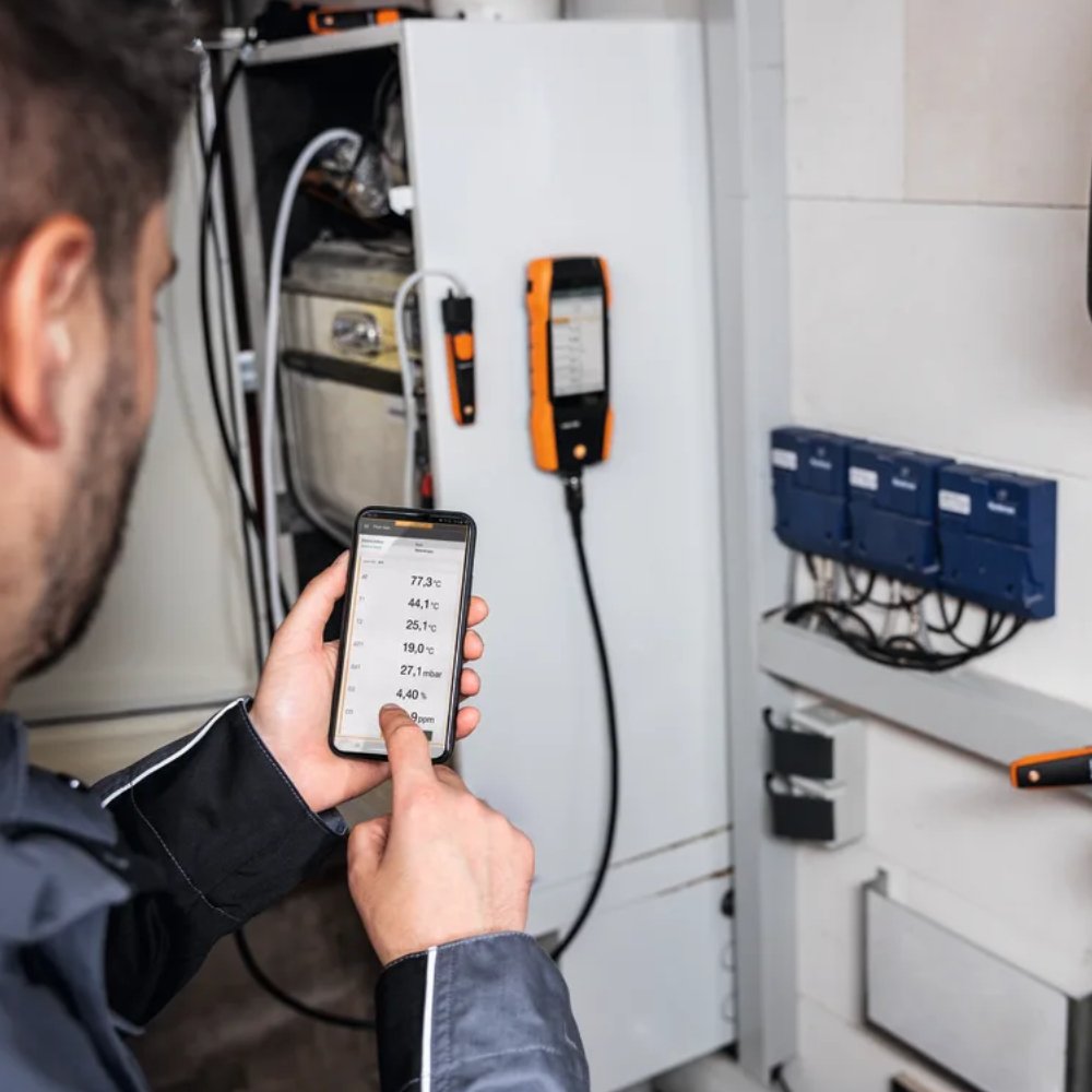 original and brandnew testo 300 flue gas tester (O2, CO up to 4,000 ppm) digital flue gas analyzer testo 300 kit