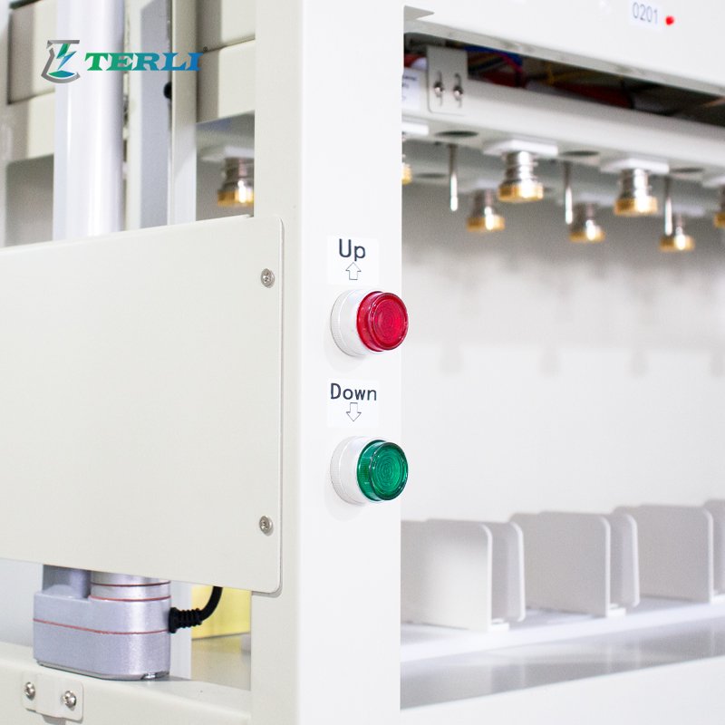 5V 200A 24 Channel Battery Analyzer Prismatic Cell Battery Polarity Tester BST for Battery Testing