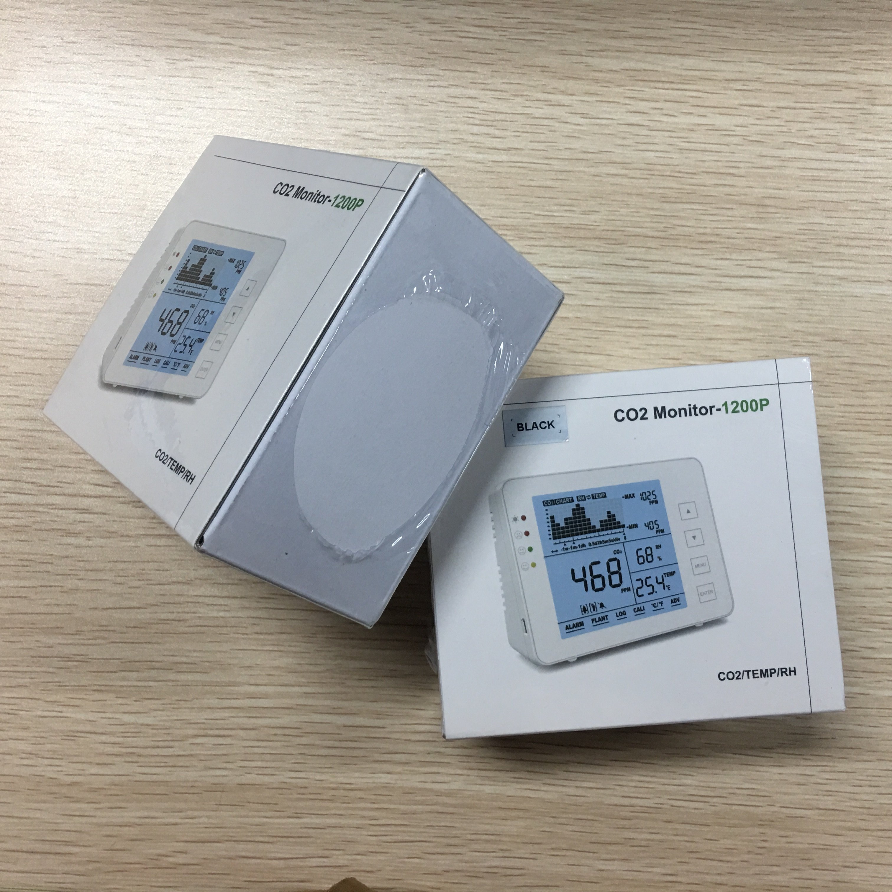 LCD display Air quality monitor, CO2 meter multi-functional gas detector for CO2,CO Temp, RH