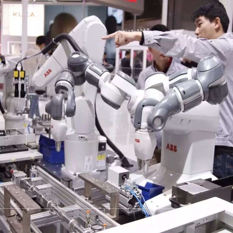 CNGBS Robot Dress Pack With ABB Robotic Arm 6 Axis IRB 1300-11/0.9 For Automated Industrial Robot