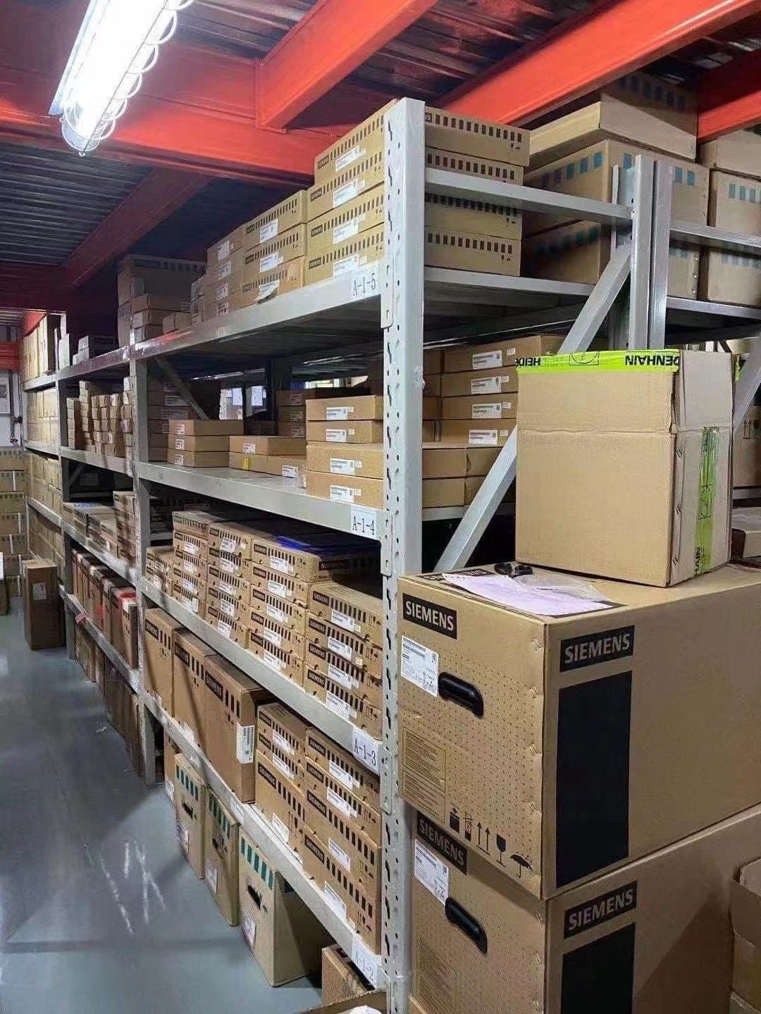 S7-300 PLC 6ES7321-1BL00-0AA0 Golden Supplier PLC Controller For Machine