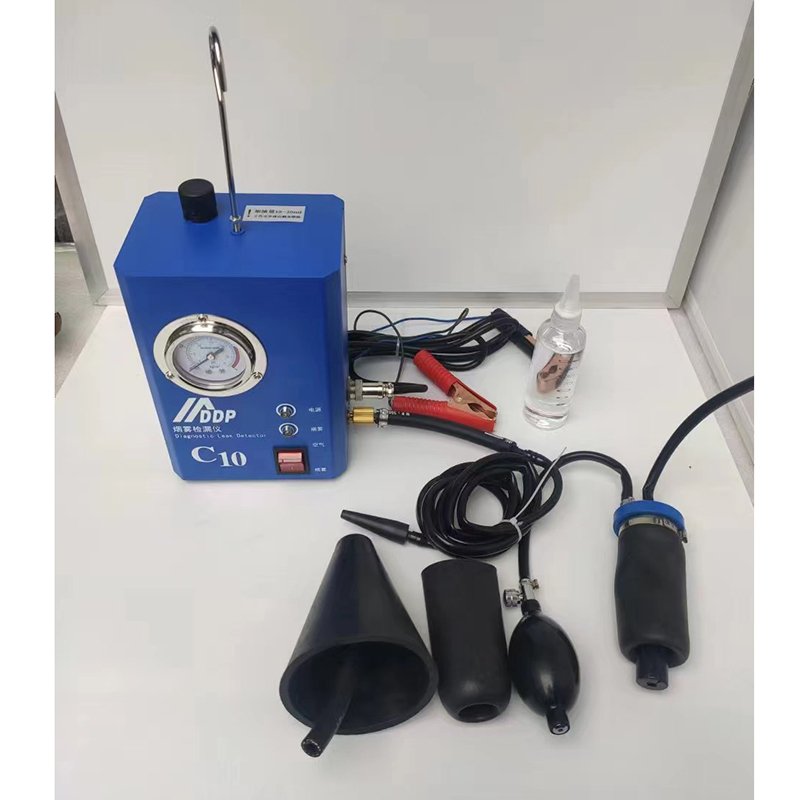 Automobile smoke machine engine intake and exhaust pipeline leak detection Automobile smoke leak detector