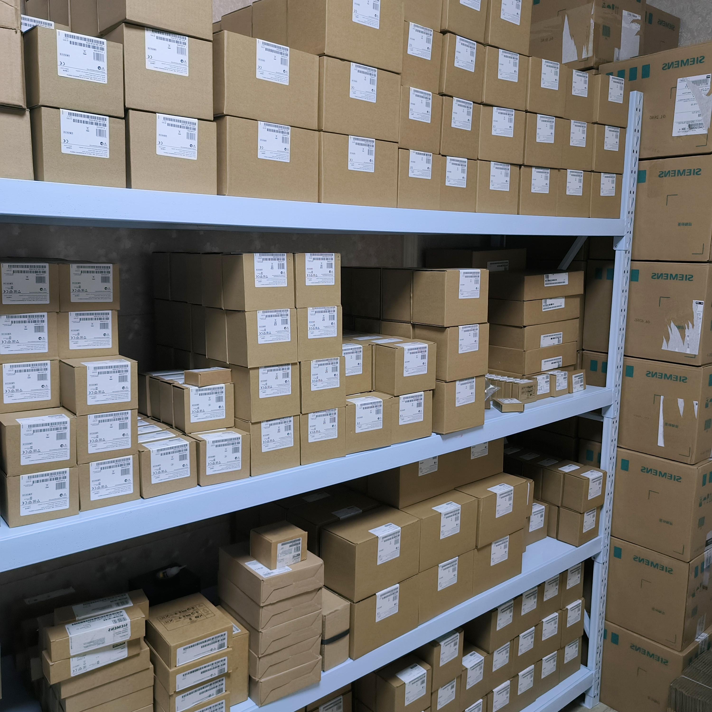 Original Plc 2711P T10C21D8S Original Package All Series Module PLC Standard 1000 2711P-T10C21D8S server computer