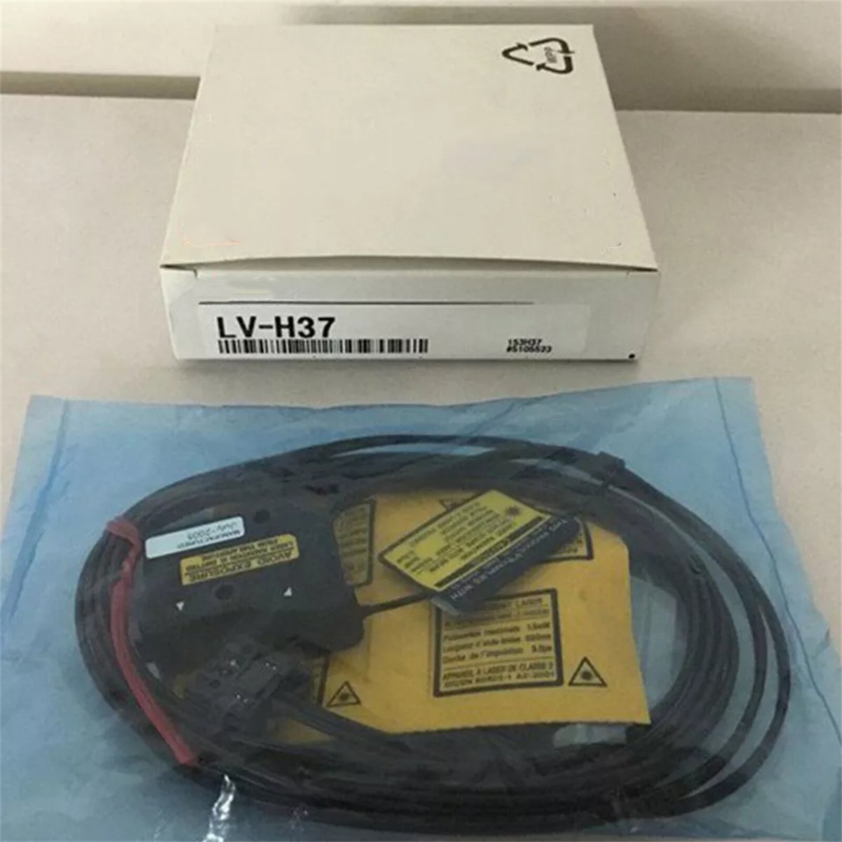 LV-H37 Laser Sensor for PLC PAC & Dedicated Controllers New Product
