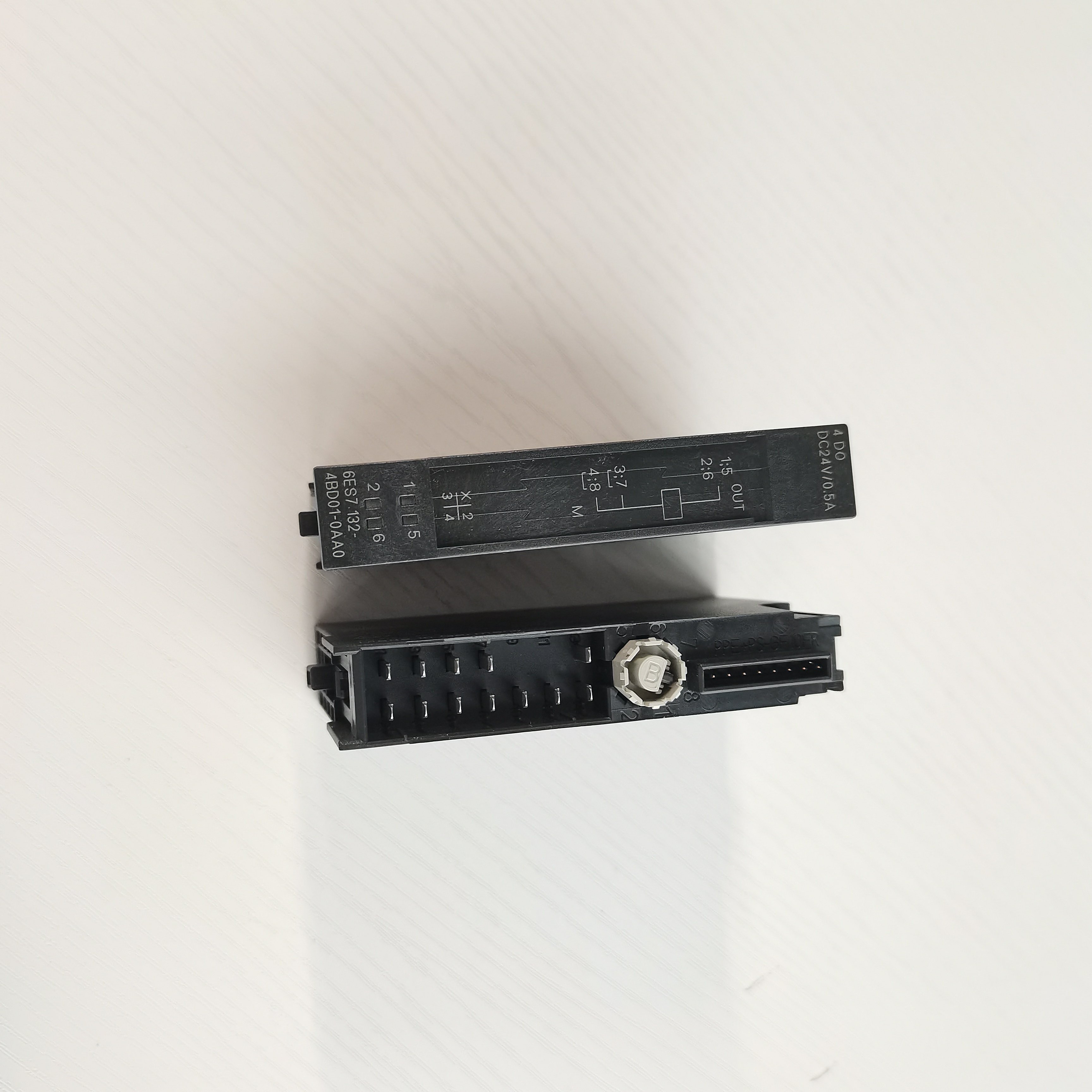 New Original S7-300 6es7332-5hf00-0ab0 Analog Output Module AO 8 12bit Sm332 PLC PAC & Dedicated Controllers