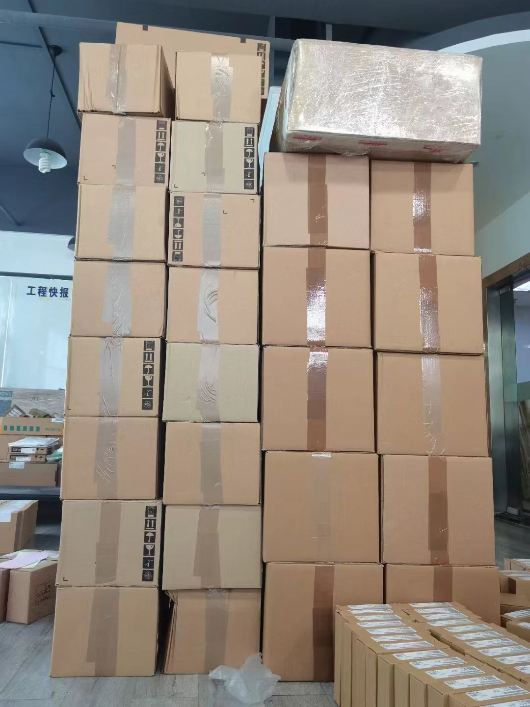 SIMATIC HMI TP1500 Comfort Outdoor warehouse stock 6AV2124-0QC13-0AX0 Special offer 6AV21240QC130AX0