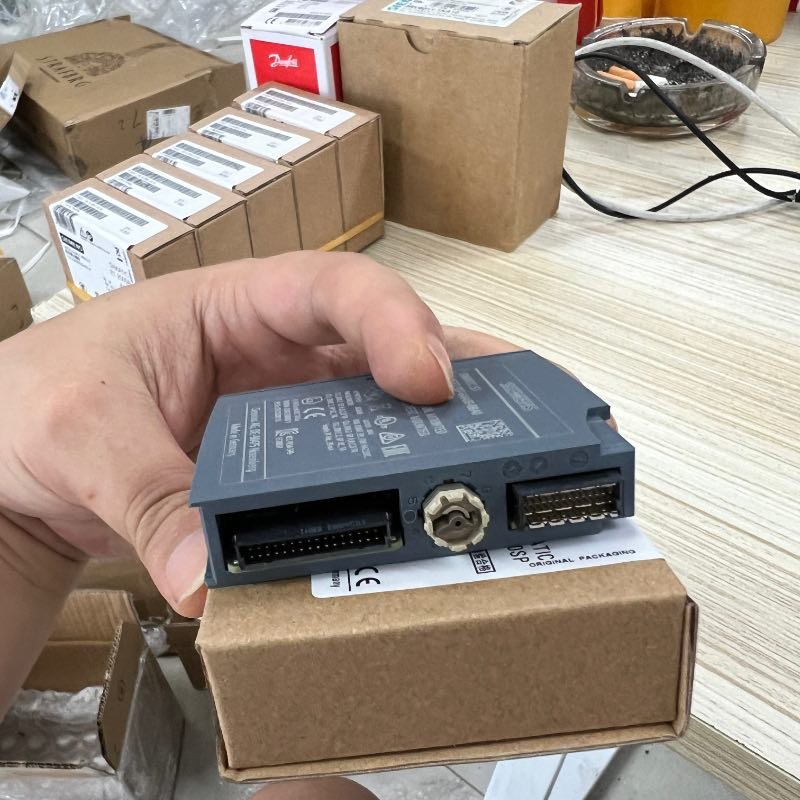 PLC 6ES7136-6BA00-0CA0 SIMATIC DP ET 200SP Digital input module Brand new and original in stock plc pac dedicated controllers