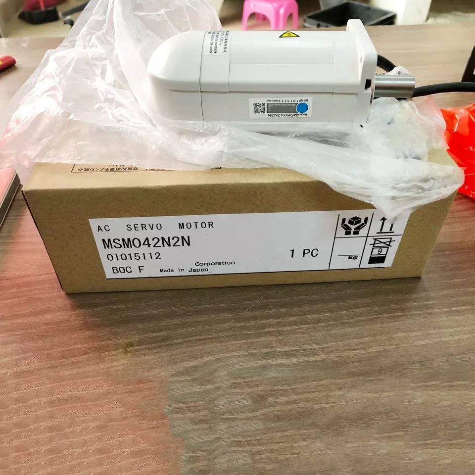 Original AC Servo Motor MSM042N2N 100% Unopened with DHL & EMS 3-7 Days Delivery Dedicated Controllers & PLC PAC Drive