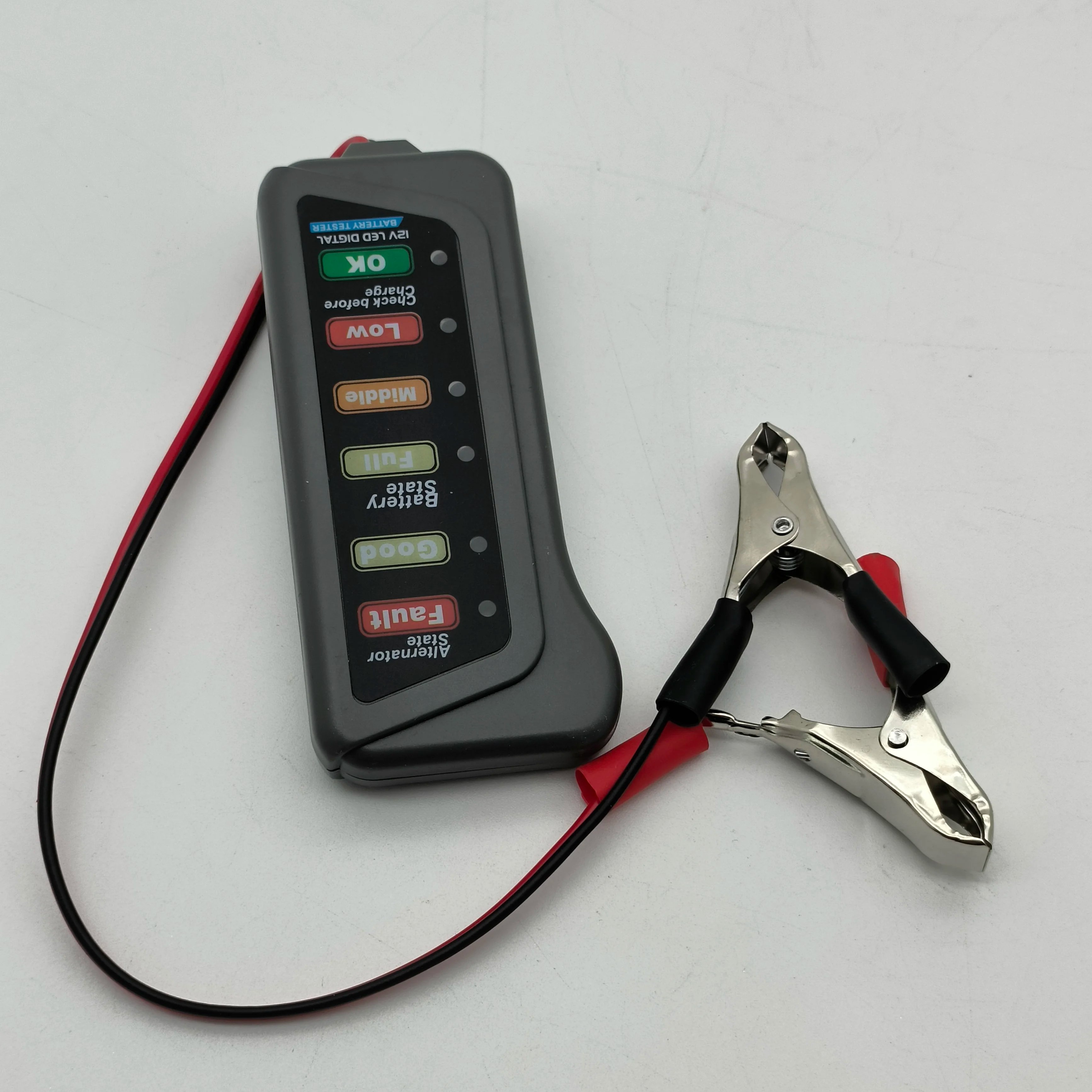 The 12V LED battery tester is suitable for detecting batteries in electric vehicles motorcycles cars and other vehicles