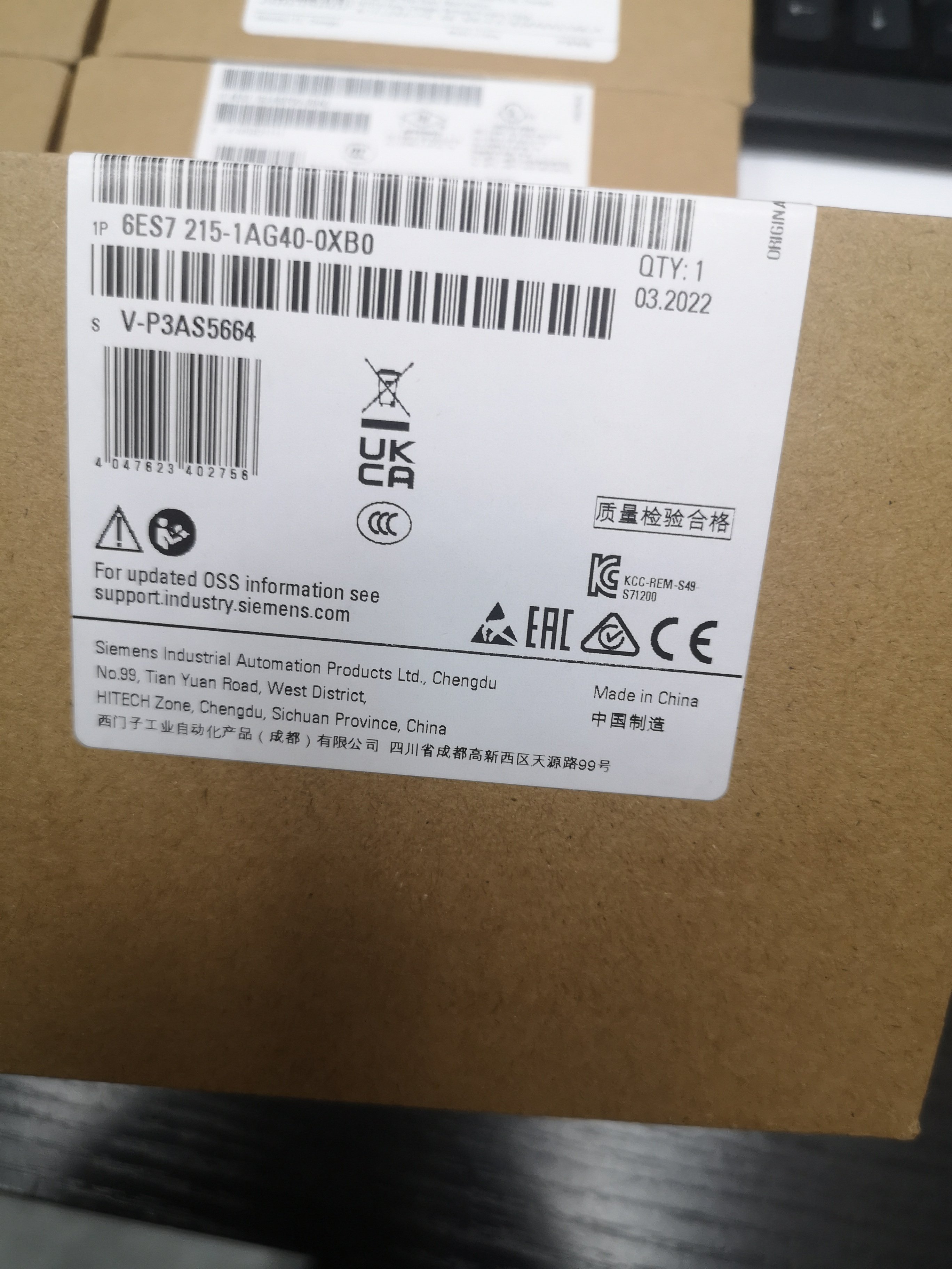 100% new original 6ES7215-1BG40-0XB0 simatic s7-1200 CPU 1215C plc siemens 6ES7215-1BG40-0XB0 new one year warranty