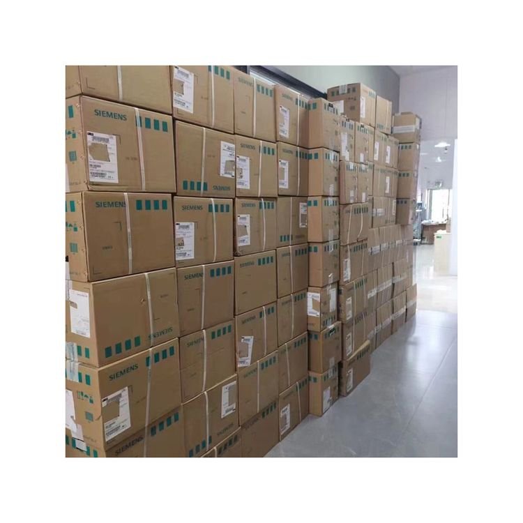6ES7 331-7KF02-0AB0 Sie-mens SIMATIC S7-300 Analog input SM 331 isolated Module 6ES7331-7KF02-0AB0